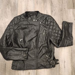 Woman's MAX Jeans Leather coat